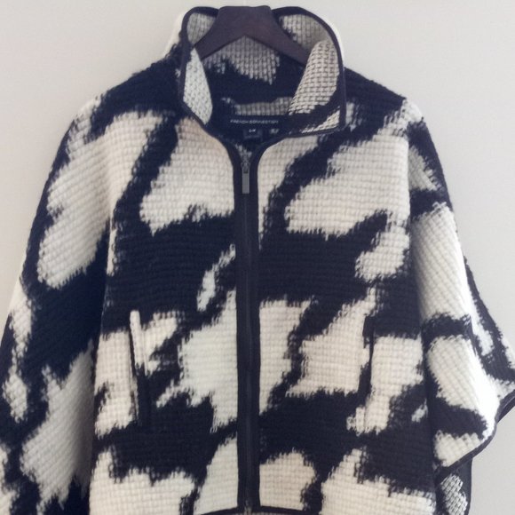 'FRENCH CONNECTION' Wool blend Cape with Pockets Size S-M Large Houndstooth - Picture 1 of 11